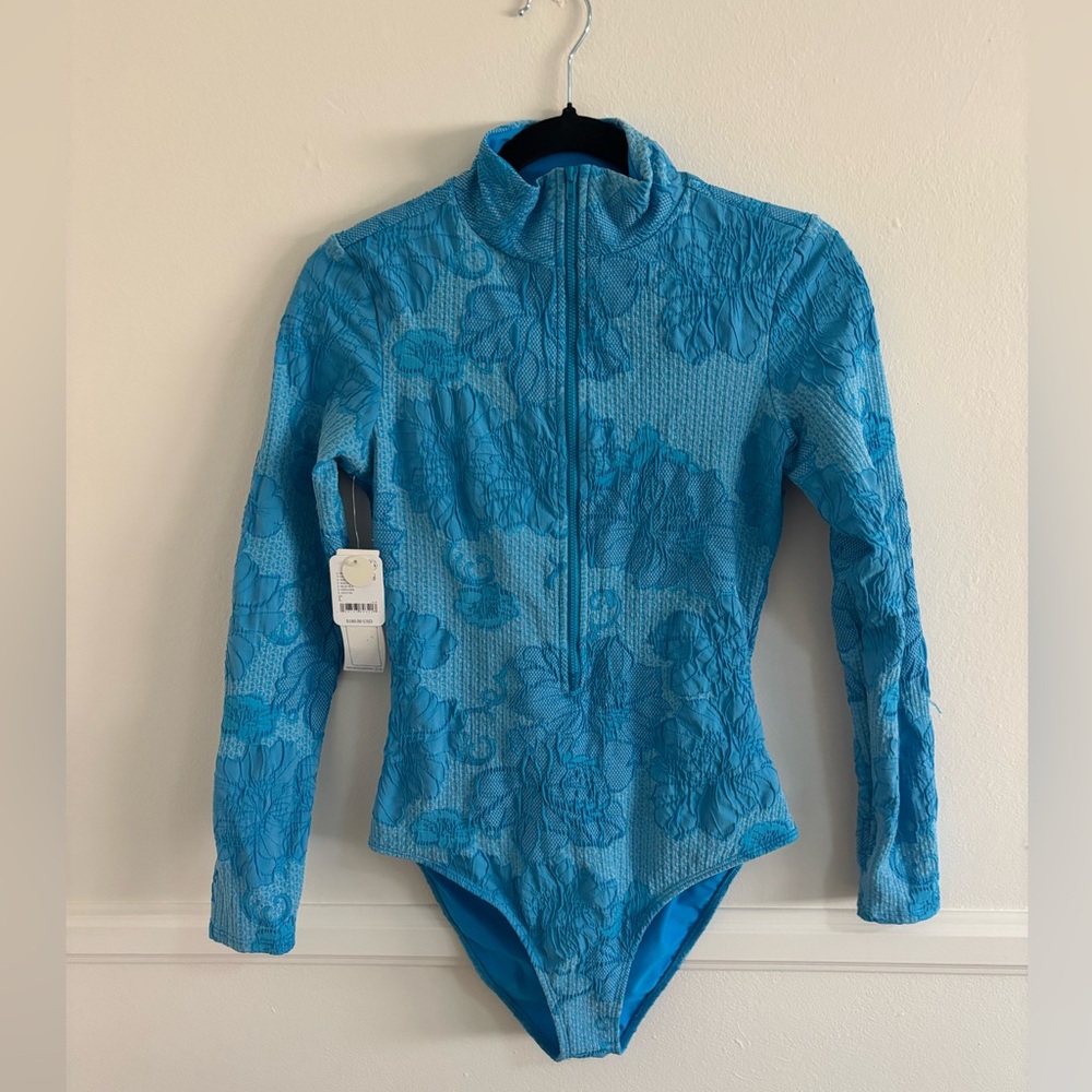 NWT Seea One Piece Caroline Surf Suit Maldivas